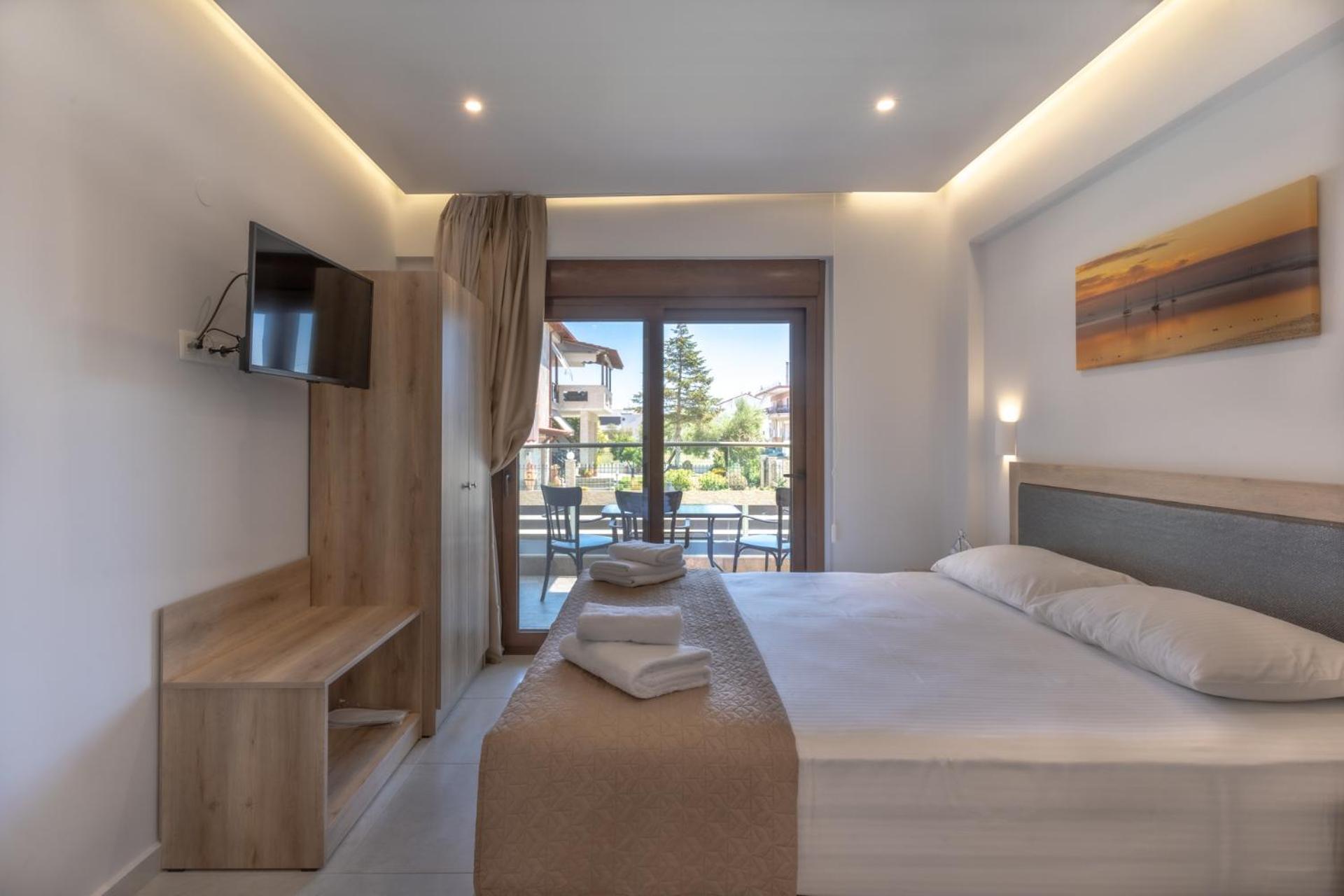 Sunshine Rooms And Suites Vrasná Extérieur photo