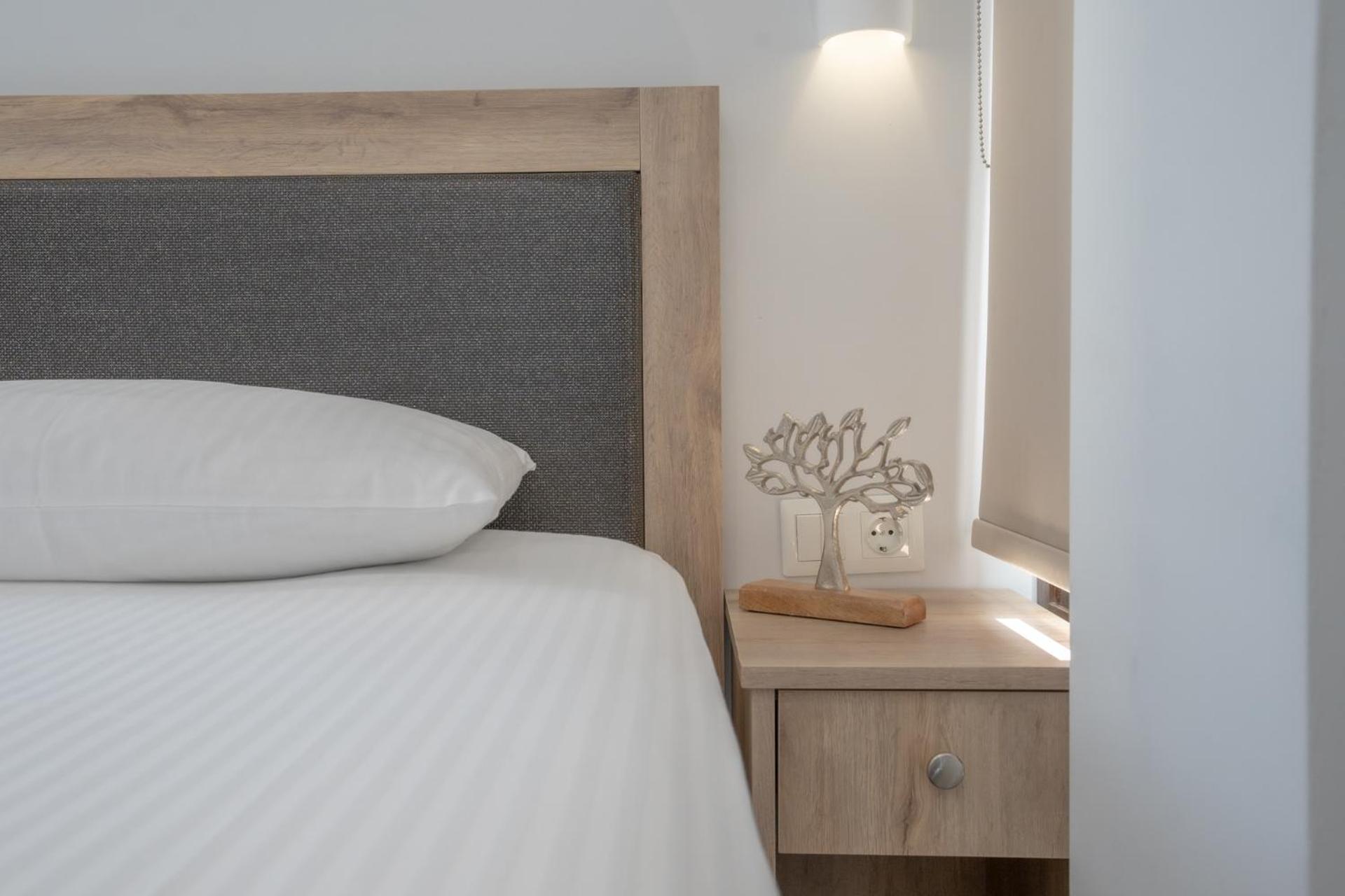Sunshine Rooms And Suites Vrasná Extérieur photo