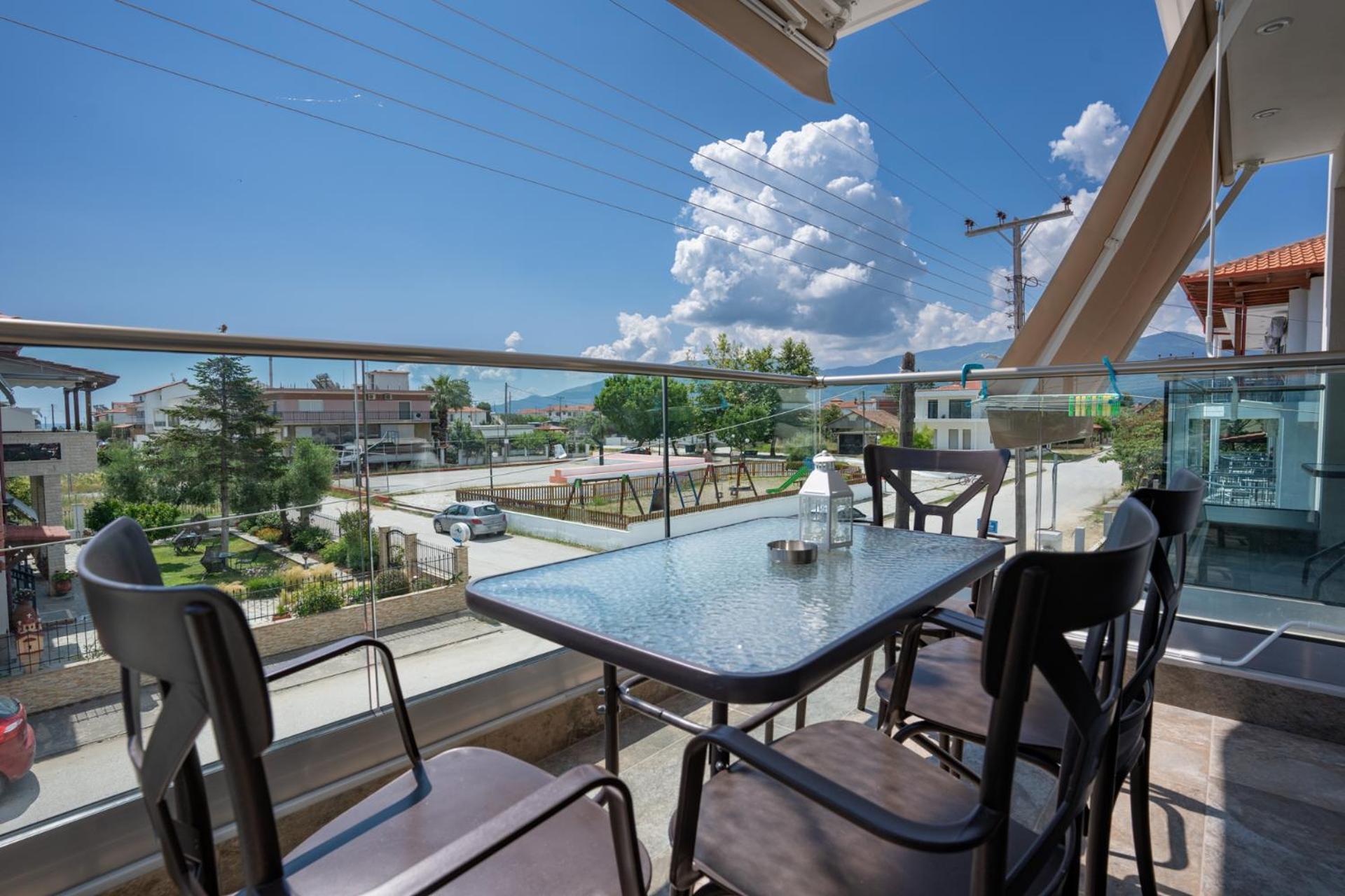 Sunshine Rooms And Suites Vrasná Extérieur photo
